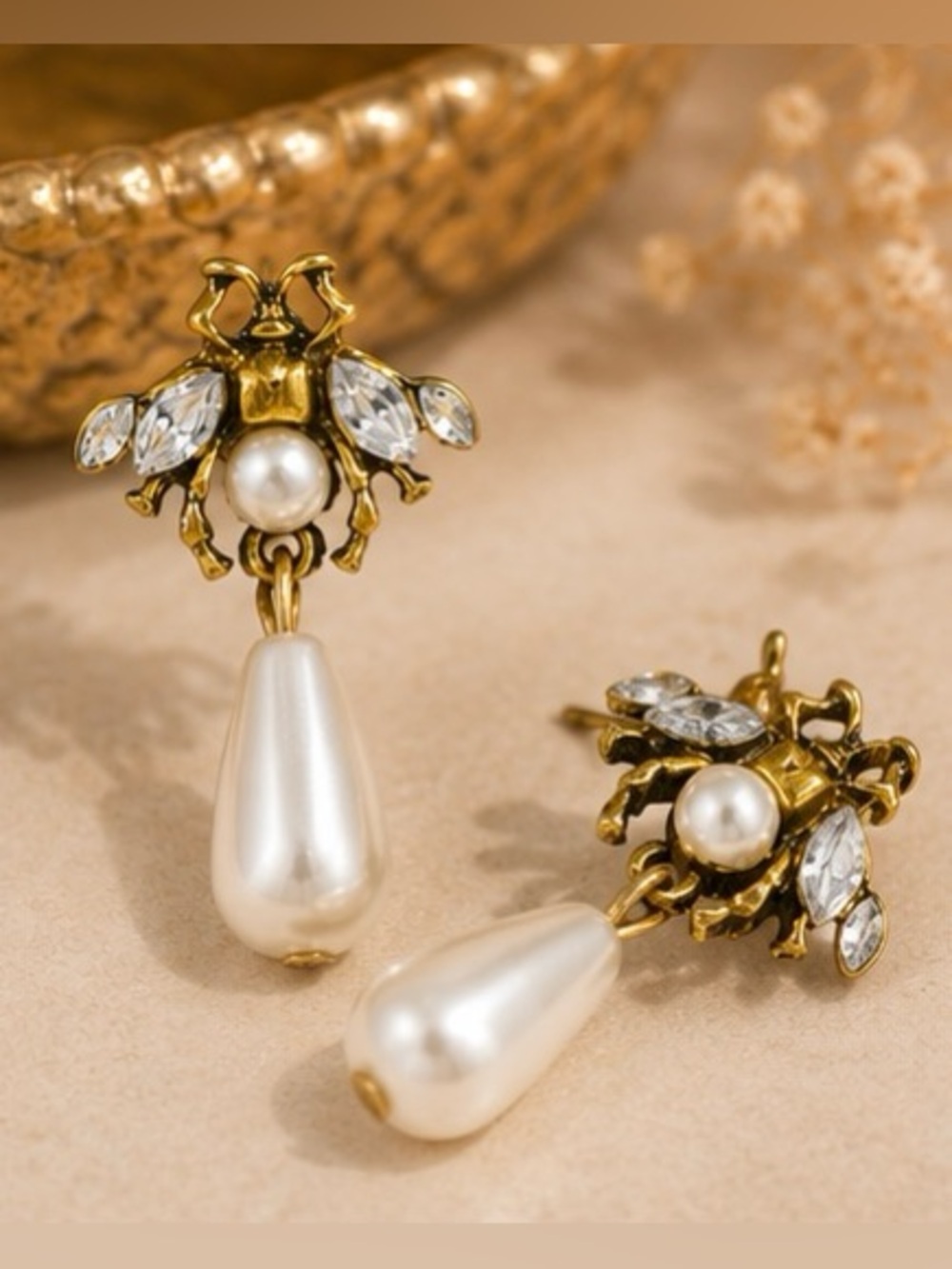Vintage-Inspired Bee Pearl Drop Earrings – Gold-Tone Crystal Statement Jewelry